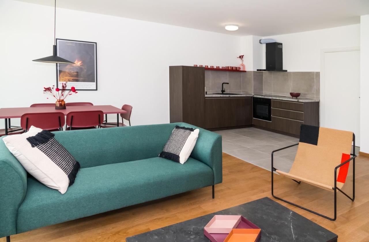 Rivus Apartments オミシュ エクステリア 写真