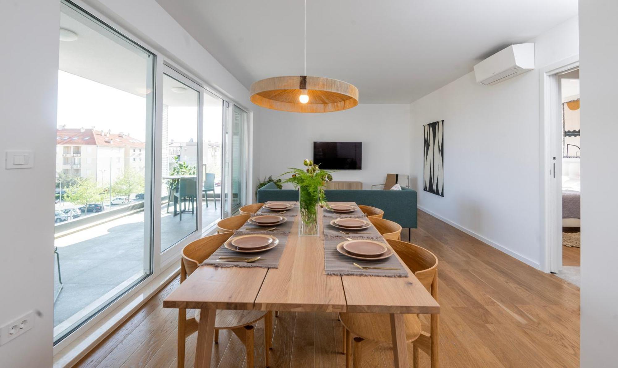 Rivus Apartments オミシュ エクステリア 写真