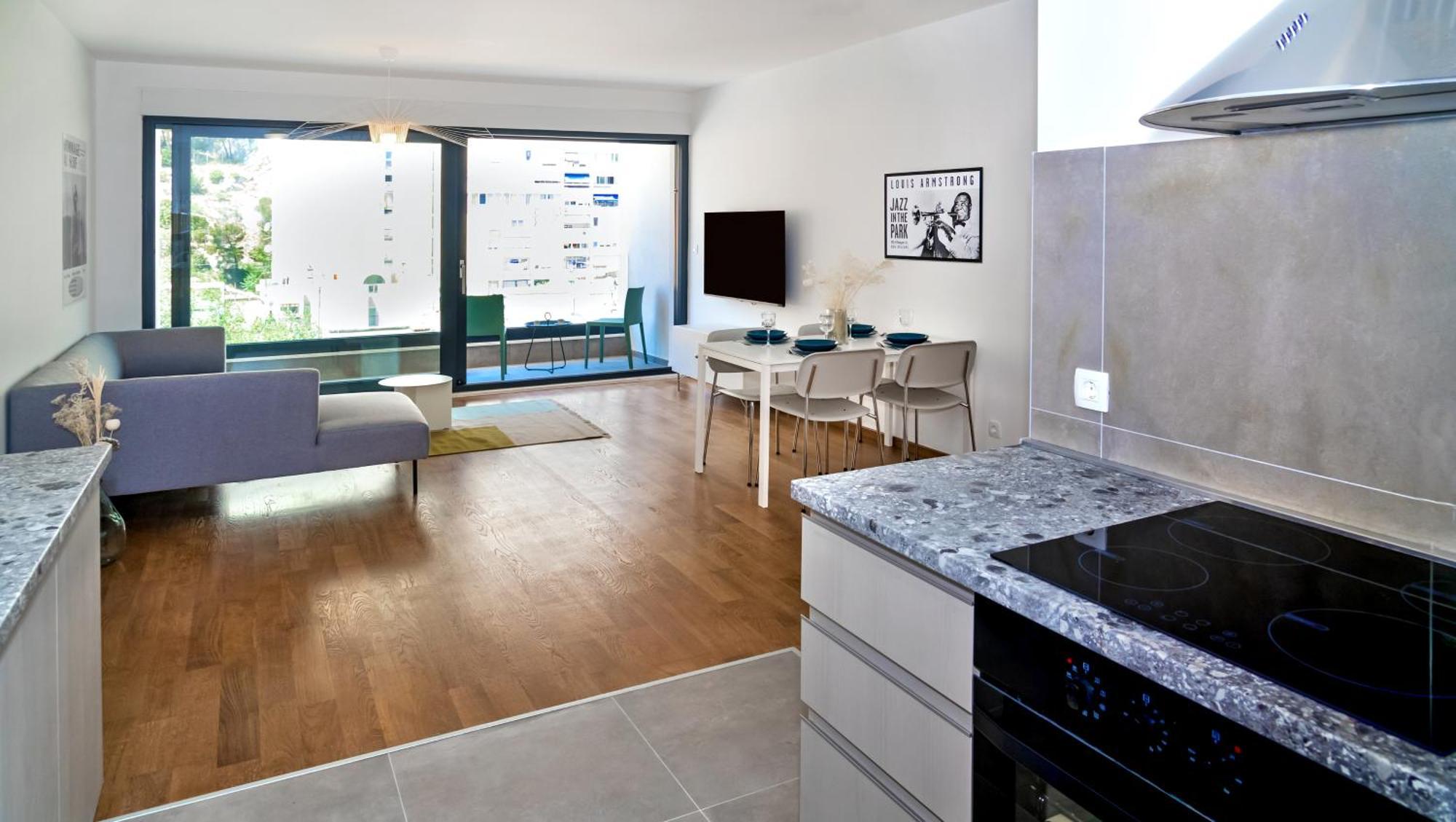 Rivus Apartments オミシュ エクステリア 写真